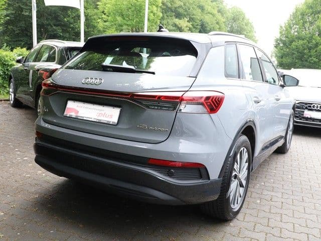 Audi Q4 e-tron 45 Advanced - foto 2