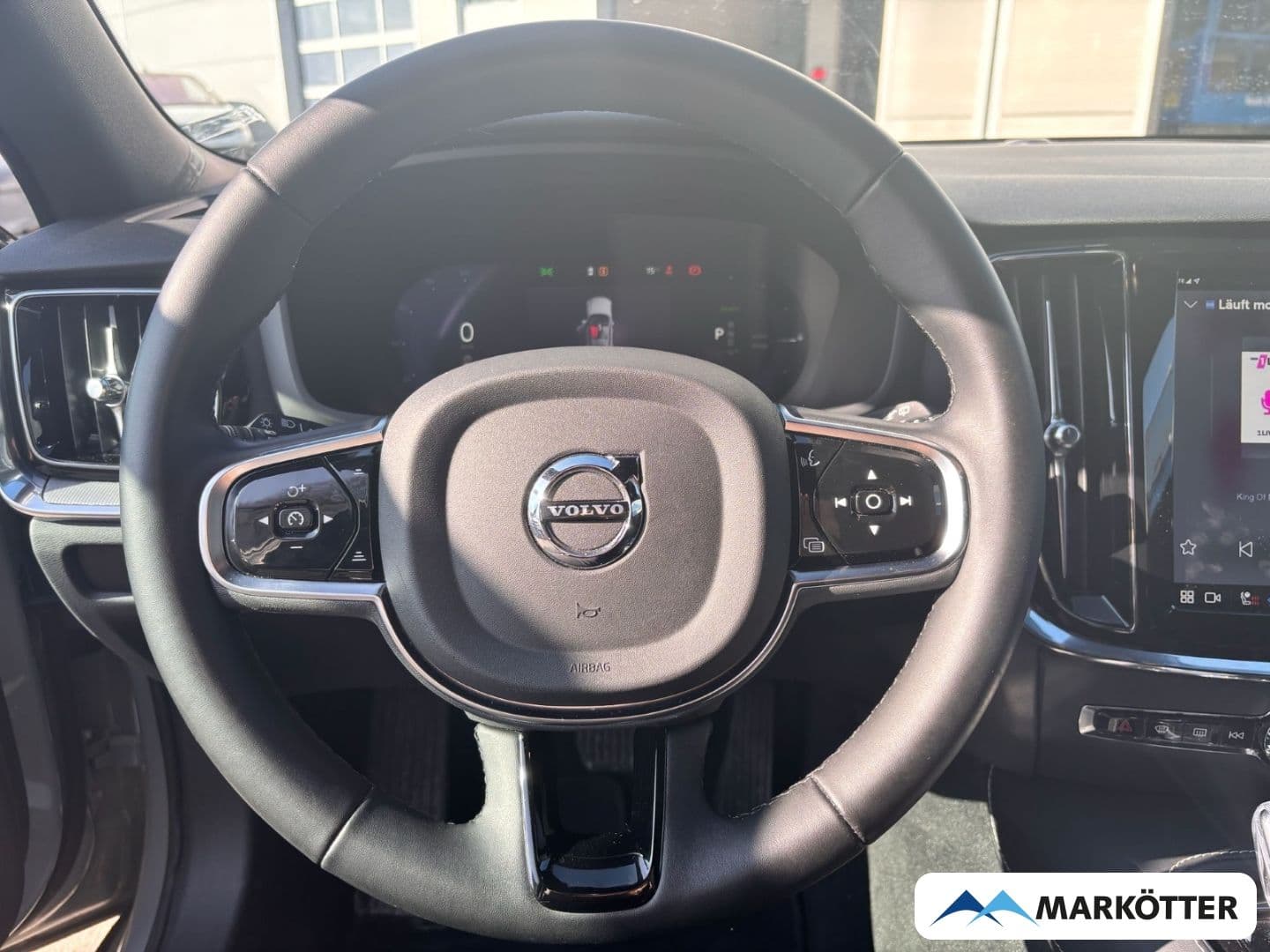Volvo V60 T6 AWD Plus Dark Recharge - foto 12