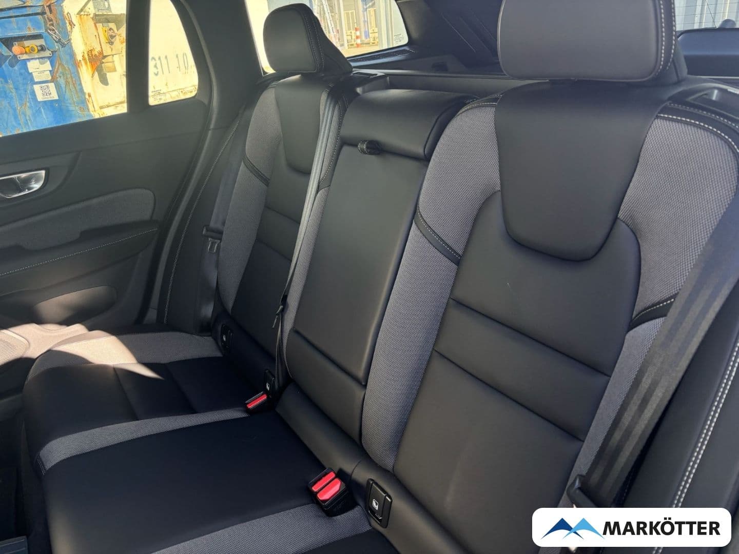 Volvo V60 T6 AWD Plus Dark Recharge - foto 19