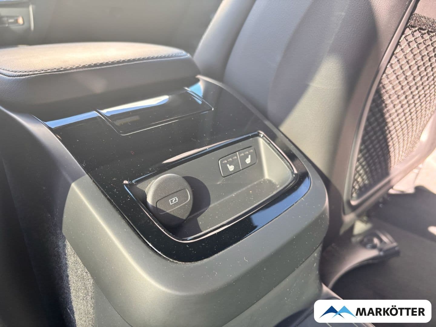 Volvo V60 T6 AWD Plus Dark Recharge - foto 21