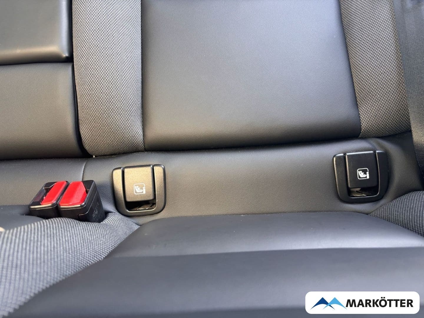 Volvo V60 T6 AWD Plus Dark Recharge - foto 22