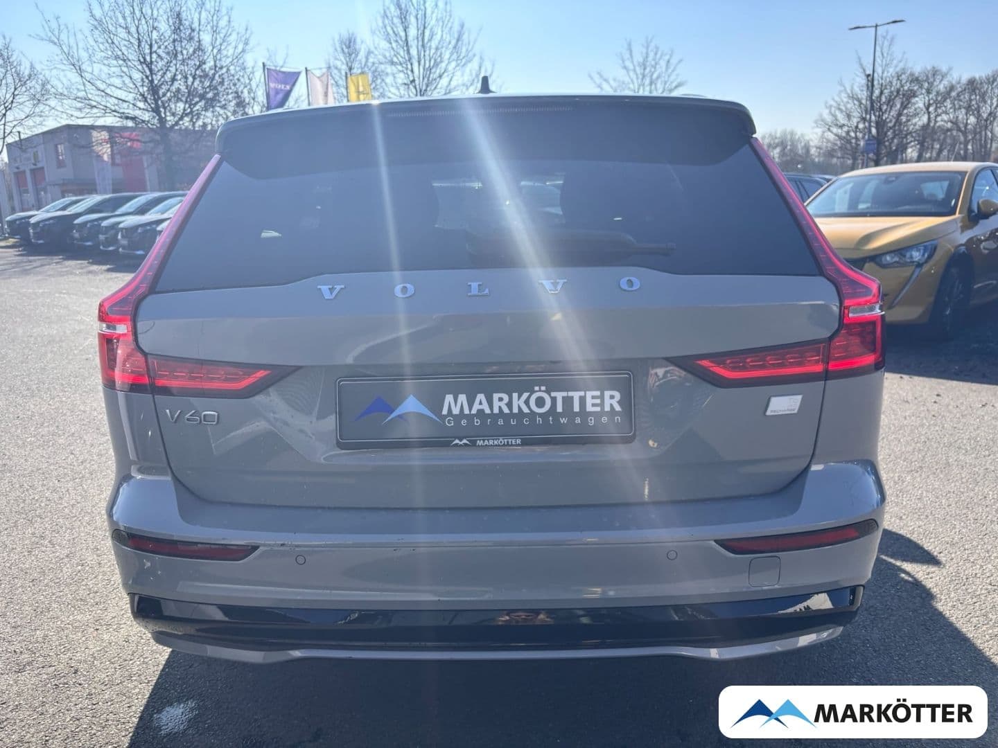 Volvo V60 T6 AWD Plus Dark Recharge - foto 5